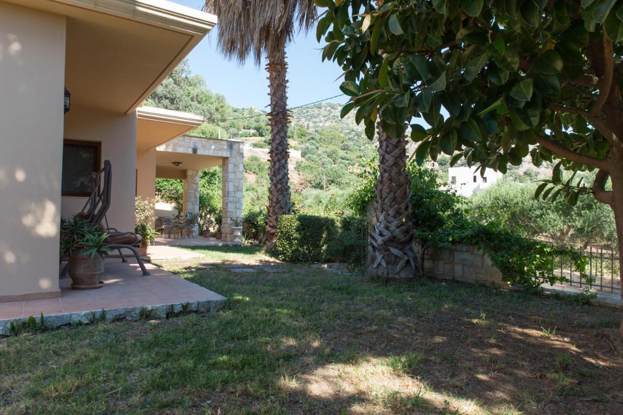 Heraklion Comfy House With Mountain View Exterior photo