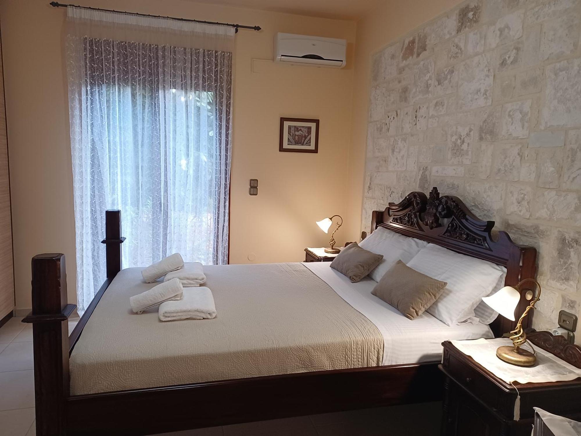 Heraklion Comfy House With Mountain View Exterior photo